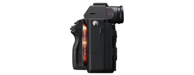 Cámara full-frame de 35 mm α7R III con enfoque automático | ILCE